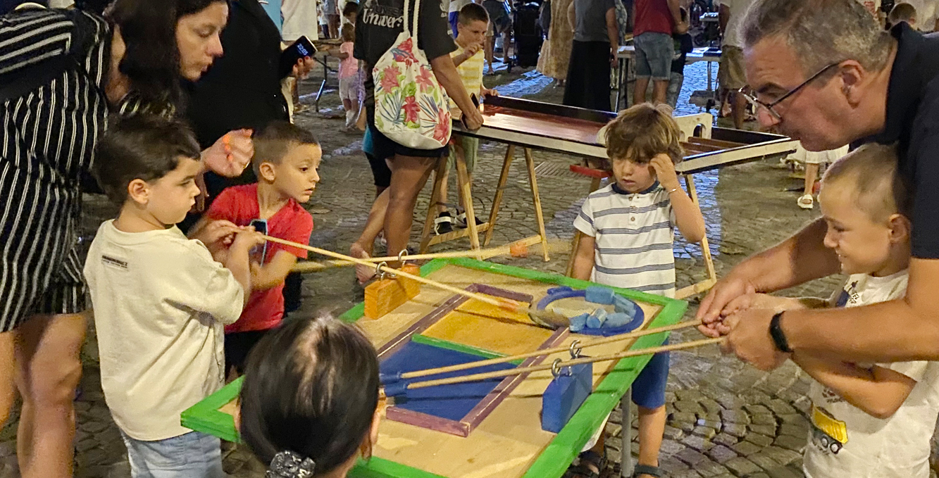 Giochi tradizioneli in legno per feste in Molise